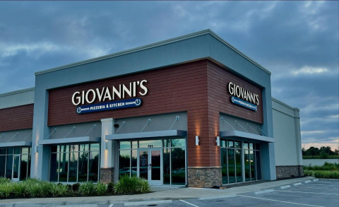 Craving Authentic Italian? Discover Giovanni's Pizzeria & Kitchen in Davenport!