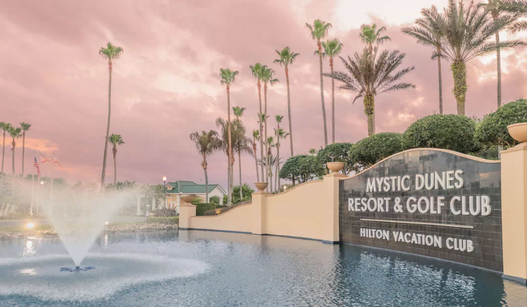 Entrance to Hilton Vacation Club Mystic Dunes Orlando in Celebration